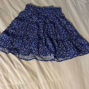 Love on a hanger floral skirt size xs